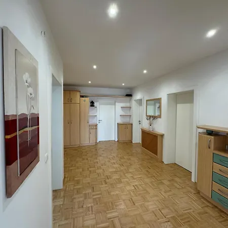 Apartament Helle In Gruener Lage - Naehe Zentrum *