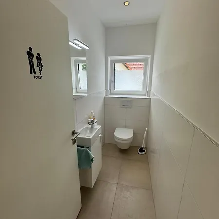Helle In Gruener Lage - Naehe Zentrum * Лінц