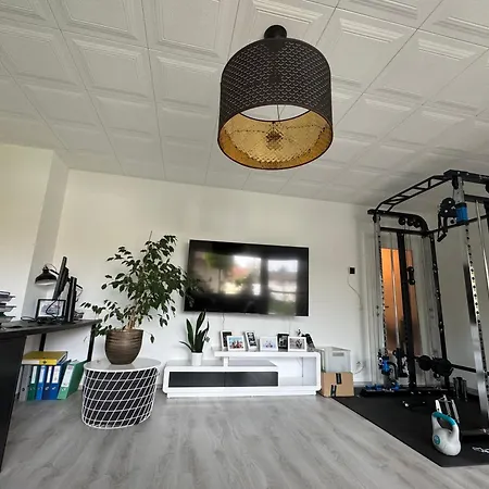 Helle In Gruener Lage - Naehe Zentrum Лінц