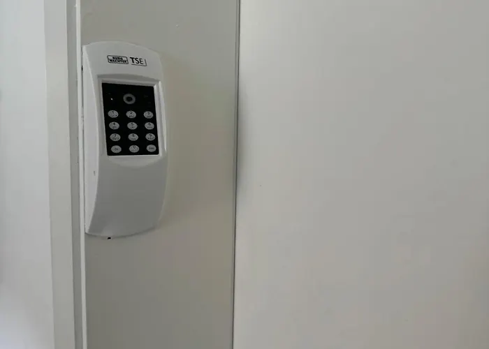 Helle In Gruener Lage - Naehe Zentrum