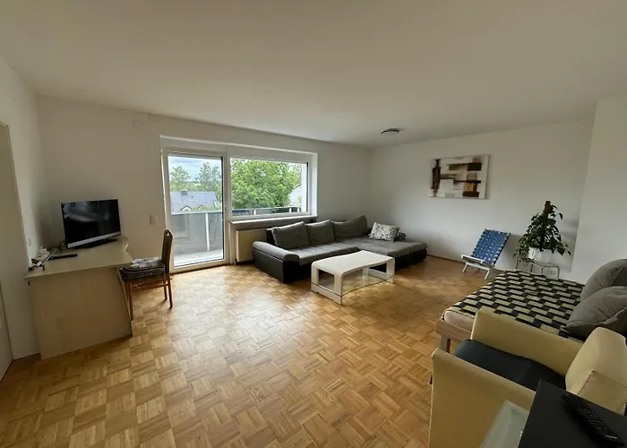 Helle In Gruener Lage - Naehe Zentrum Апартаменти *